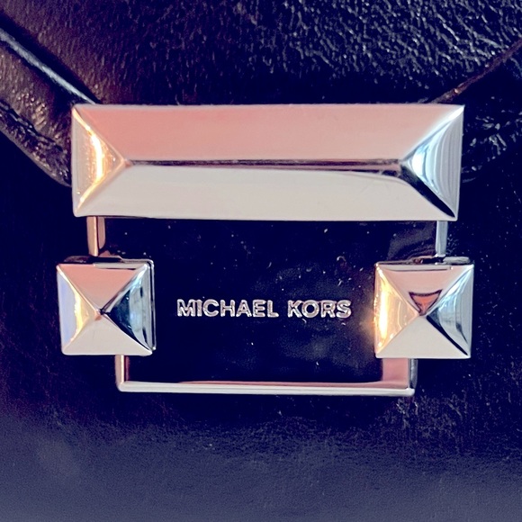 Michael Kors Whitney hand bag - Picture 13 of 15